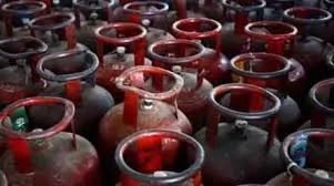 The federal government is reportedly exploring a three-month free LPG cylinder scheme for people below the poverty line.