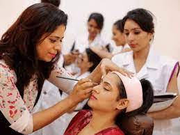 Cosmetology training from tomorrow - Madurai