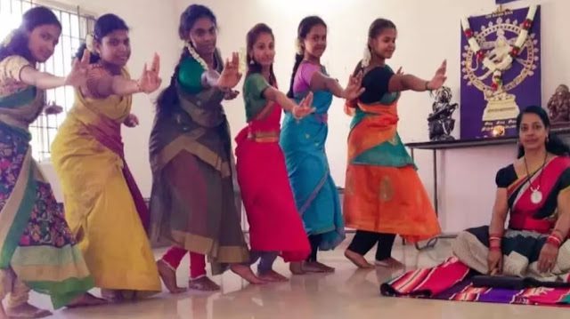 இசைப் பள்ளியில் மாணவா் சேர்க்கை நடைபெறுகிறது - கடலூா்